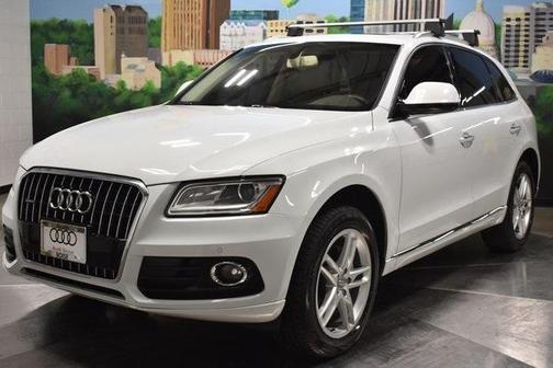 Photo 4 of 34 of 2016 Audi Q5 2.0T Premium Plus