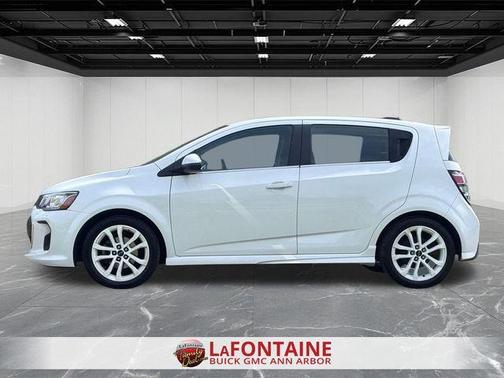 Summit White 2018 Chevrolet Sonic LT