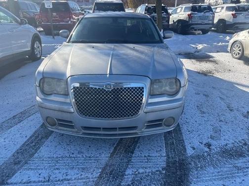 2008 Chrysler 300C SRT-8