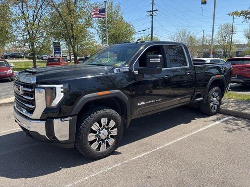 Onyx Black 2024 GMC Sierra 2500 SLE