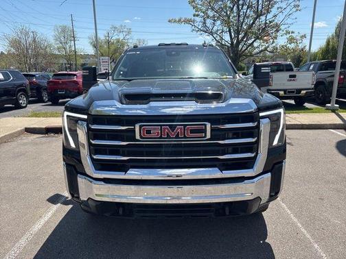 Onyx Black 2024 GMC Sierra 2500 SLE