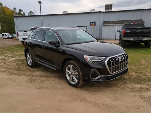2021 Audi Q3 45 S line Premium