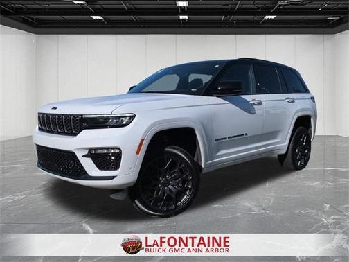2025 Jeep Grand Cherokee Summit
