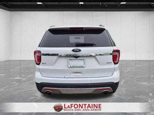 Oxford White 2016 Ford Explorer XLT