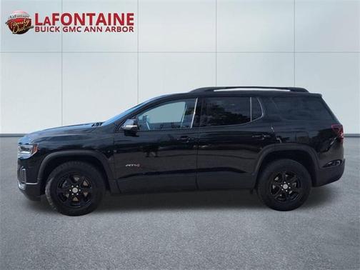 2023 GMC Acadia AT4