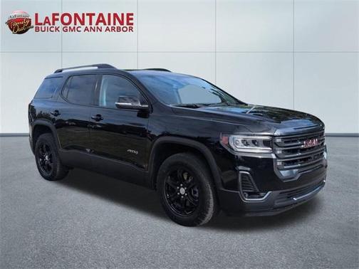 2023 GMC Acadia AT4