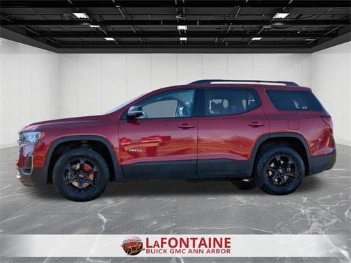 2023 GMC Acadia AT4