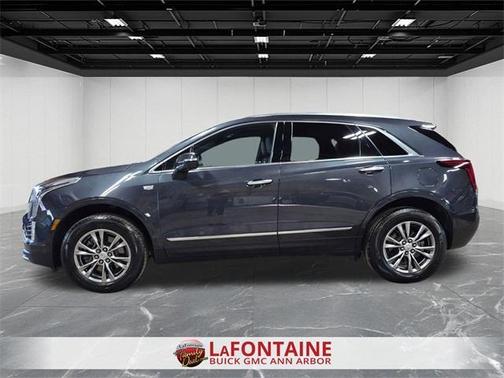 2022 Cadillac XT5 Premium Luxury