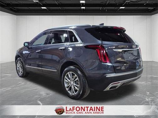 2022 Cadillac XT5 Premium Luxury