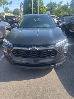 Black Metallic 2024 Chevrolet Trax 2RS