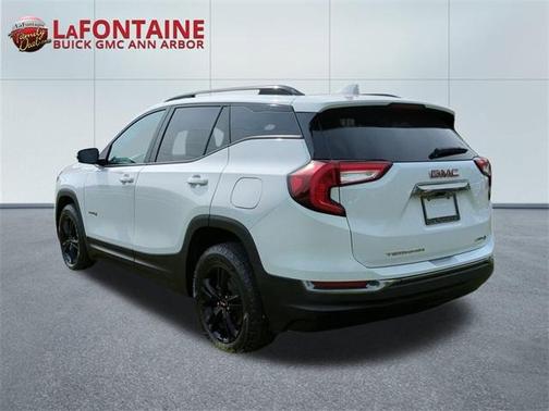 2022 GMC Terrain AT4