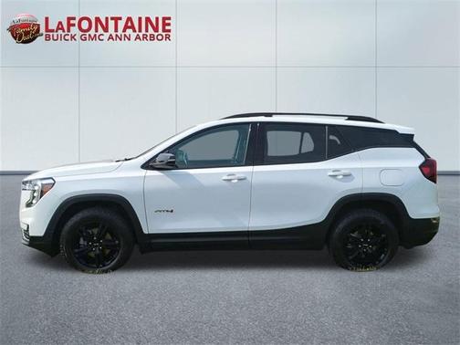 2022 GMC Terrain AT4