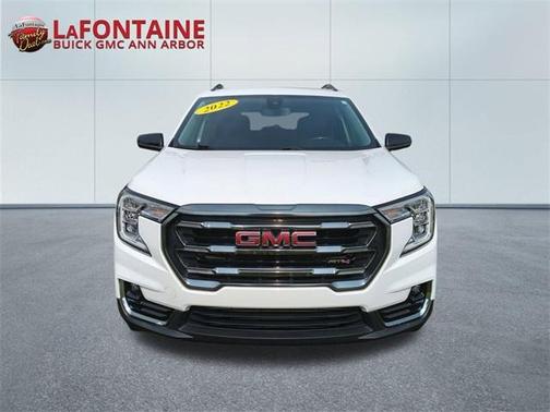 2022 GMC Terrain AT4