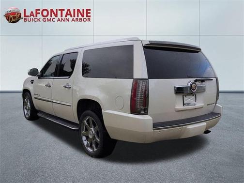 2014 Cadillac Escalade ESV Luxury