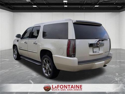 2014 Cadillac Escalade ESV Luxury