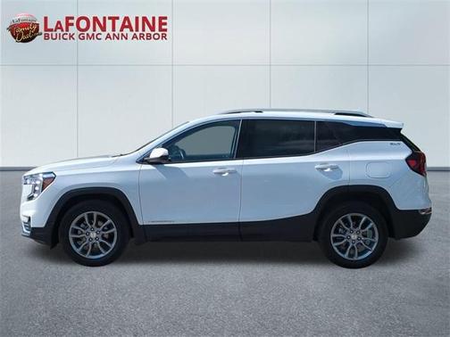 2022 GMC Terrain SLT