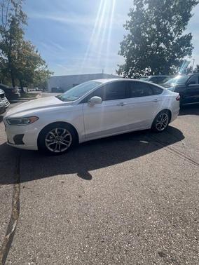 2020 Ford Fusion SEL