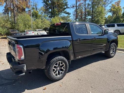 2022 GMC Canyon AT4 w/Leather