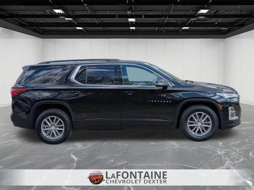 Black Metallic 2023 Chevrolet Traverse LT Leather