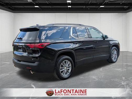 Black Metallic 2023 Chevrolet Traverse LT Leather