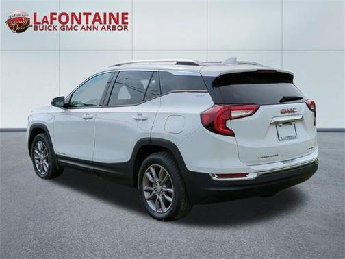 2022 GMC Terrain SLT