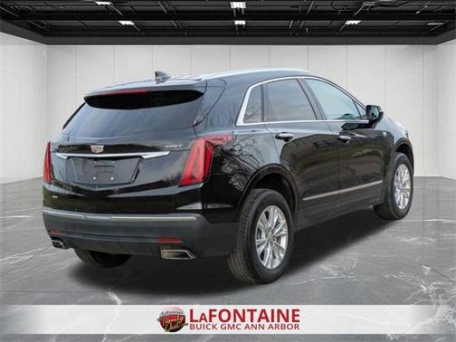 2023 Cadillac XT5 Luxury