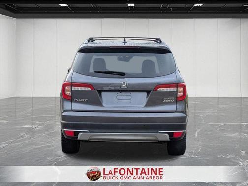 Modern Steel Metallic 2021 Honda Pilot Touring 7-Passenger