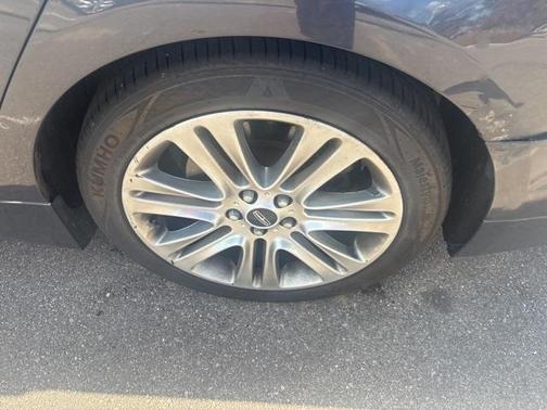 2013 Lincoln MKZ Base