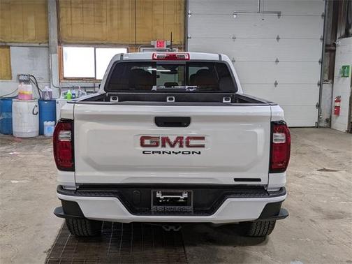 2024 GMC Canyon Elevation