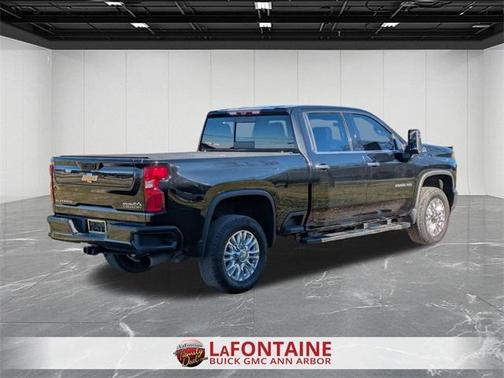 2022 Chevrolet Silverado 2500 High Country