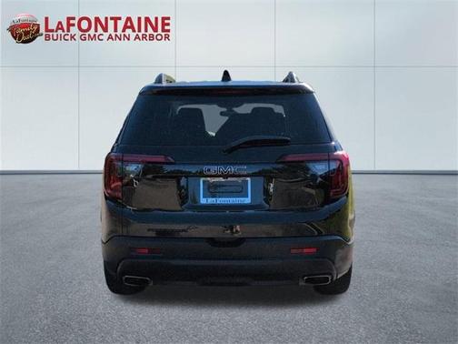 2022 GMC Acadia SLE
