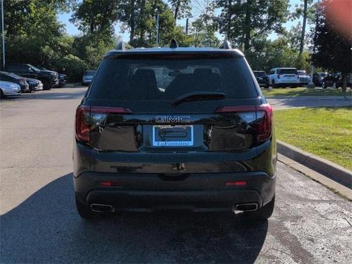 2022 GMC Acadia SLE