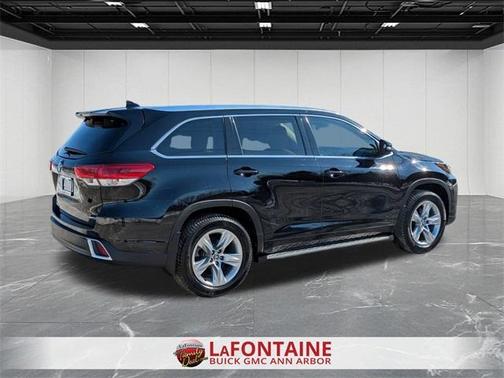 2017 Toyota Highlander Limited