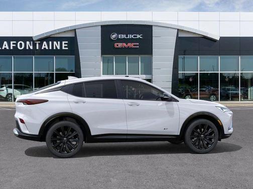 Summit White 2026 Buick Envista Sport Touring