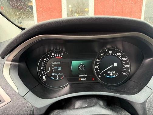 2016 Lincoln MKZ Base