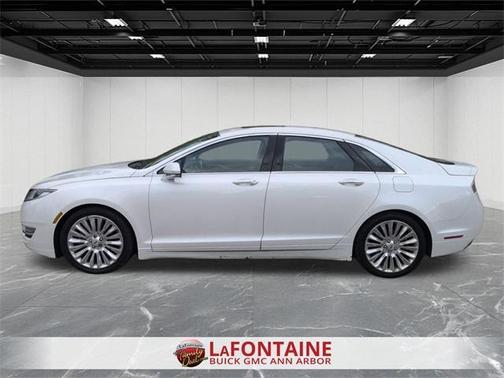 2016 Lincoln MKZ Base