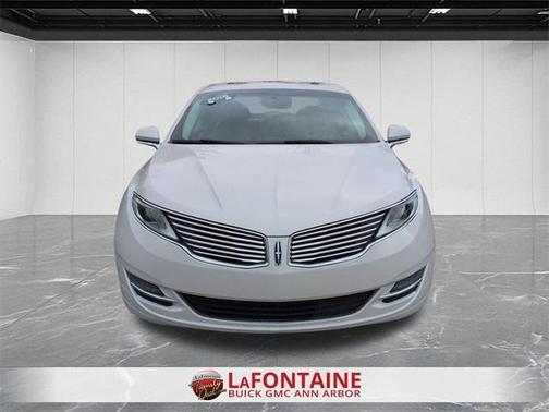 2016 Lincoln MKZ Base