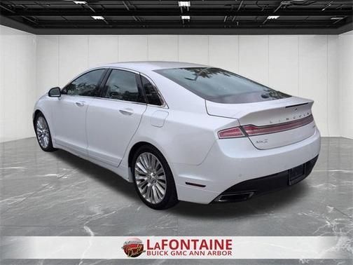 2016 Lincoln MKZ Base