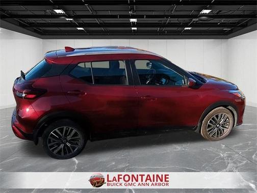 2021 Nissan Kicks SV