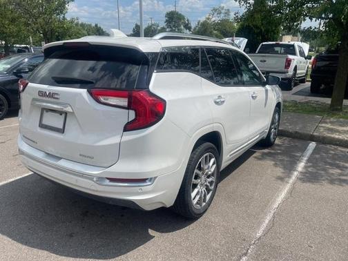 2022 GMC Terrain Denali