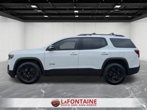 Summit White 2021 GMC Acadia AT4