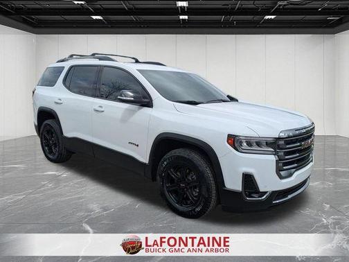 Summit White 2021 GMC Acadia AT4