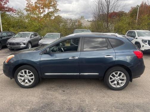 2013 Nissan Rogue SV w/SL Pkg