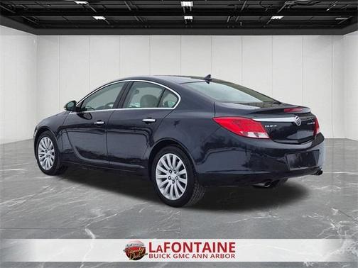 2013 Buick Regal Premium 1