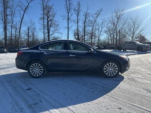 2013 Buick Regal 