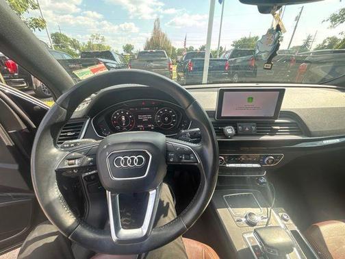 Moonlight Blue Metallic 2019 Audi Q5 2.0T Premium Plus