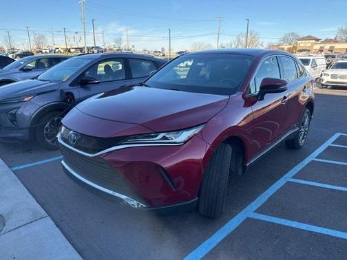 2022 Toyota Venza LE