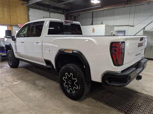 2024 GMC Sierra 2500 AT4X