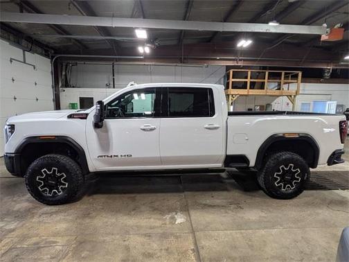 2024 GMC Sierra 2500 AT4X
