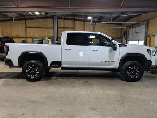 2024 GMC Sierra 2500 AT4X